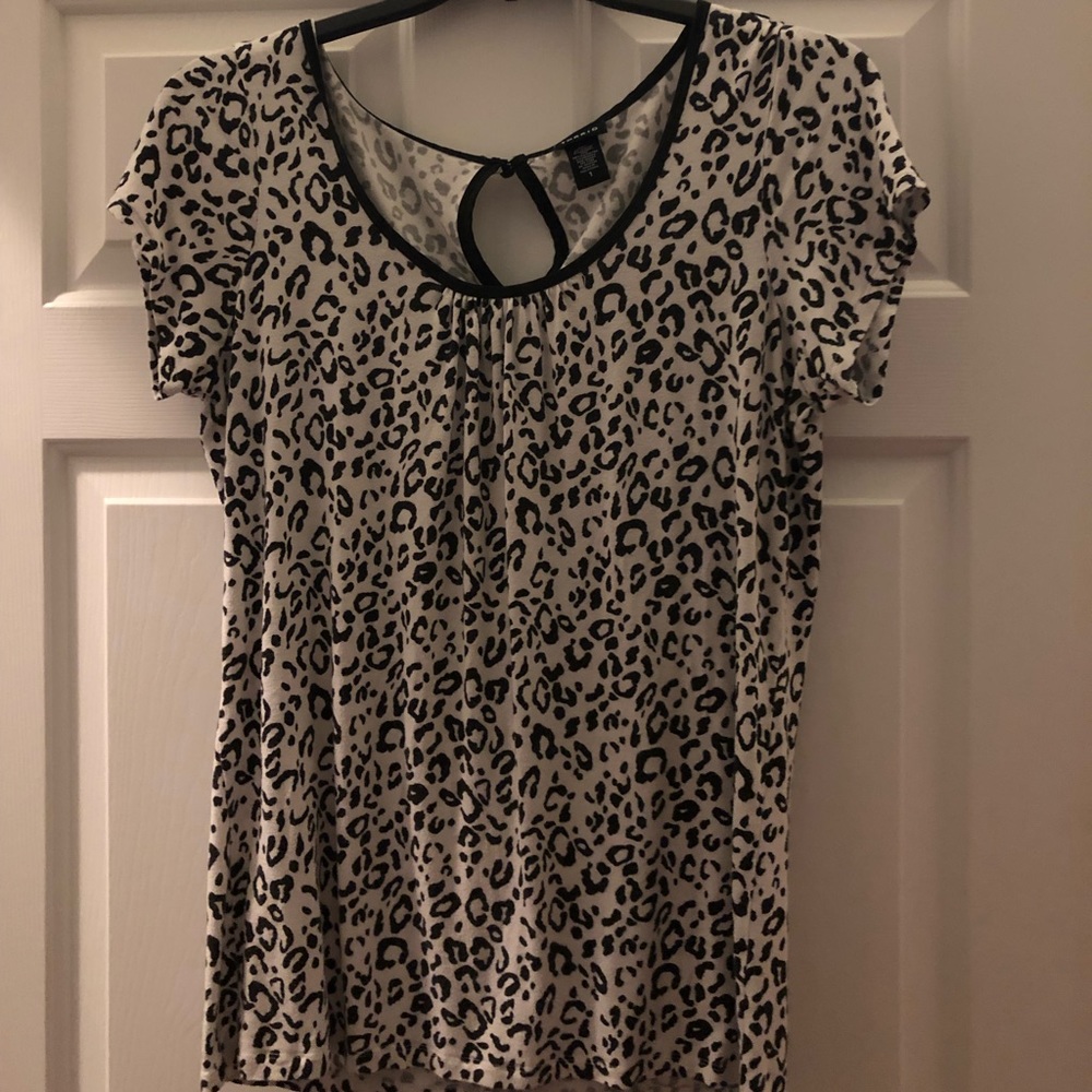Torrid keyhole back top